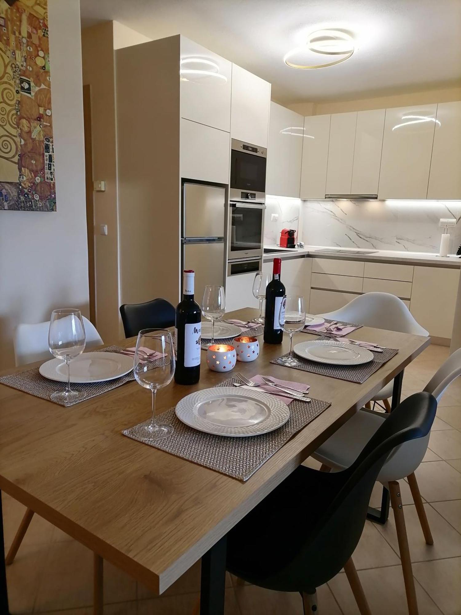 Bella Casa Apartment Nea Peramos  Ngoại thất bức ảnh